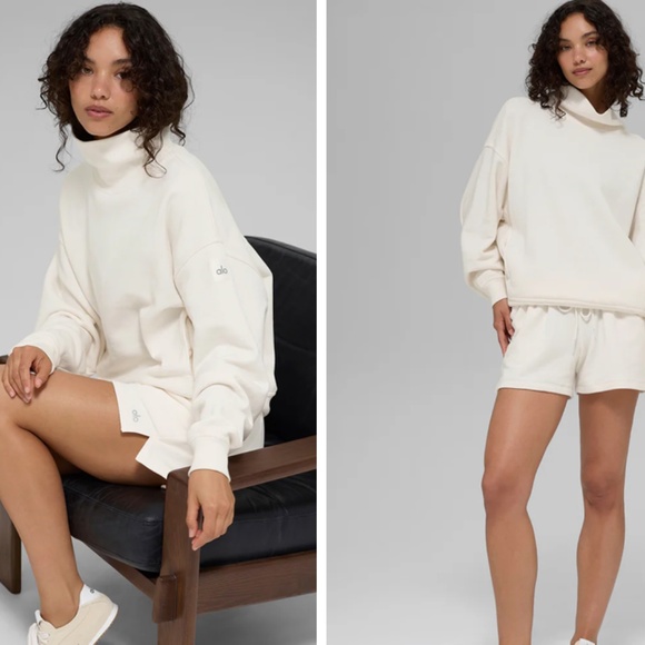 ALO Hazy Mock Neck Pullover - NWT - Picture 2 of 7